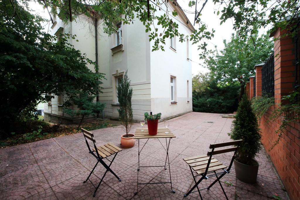 Historic Villa Apartments Praga Quarto foto